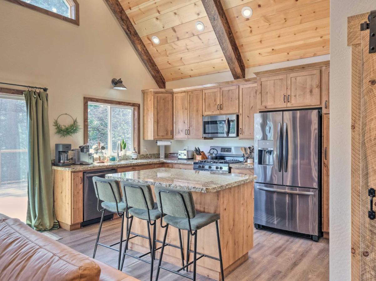 Luxury Retreat Custom Mi-Wuk Village Cabin! Dış mekan fotoğraf